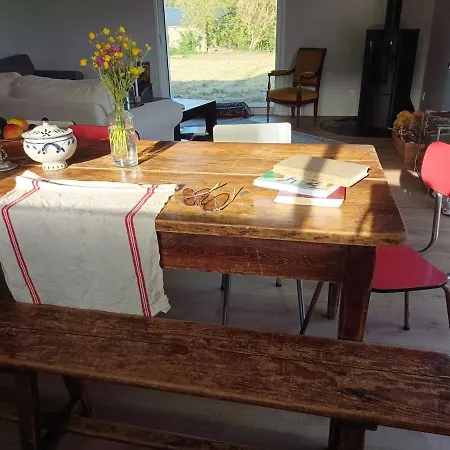 Hébergement de vacances Maison Avec Jardin à La Campagne *