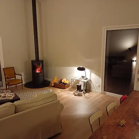 Hébergement de vacances Maison Avec Jardin à La Campagne